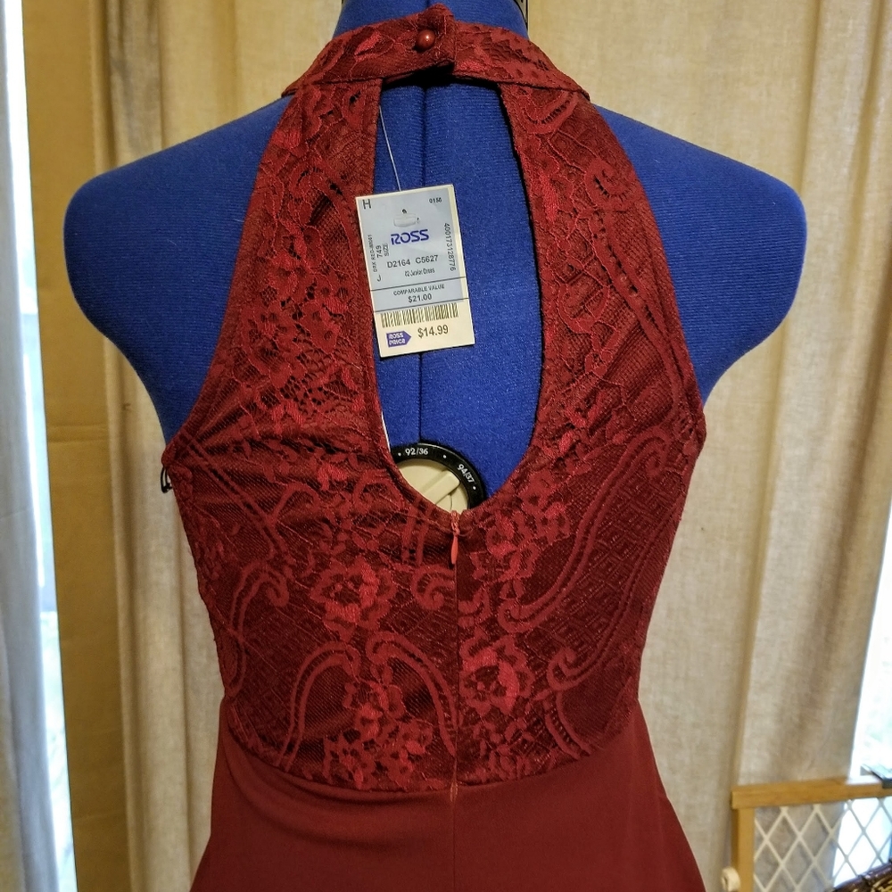 Dress - Picture 5 of 5